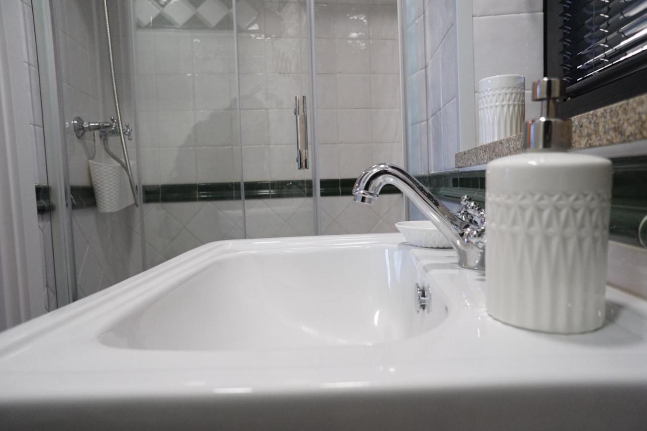 Modern House - Air Cond, Free Parking, Breakfast, By Porto With Love Lda Vila Nova de Gaia Esterno foto